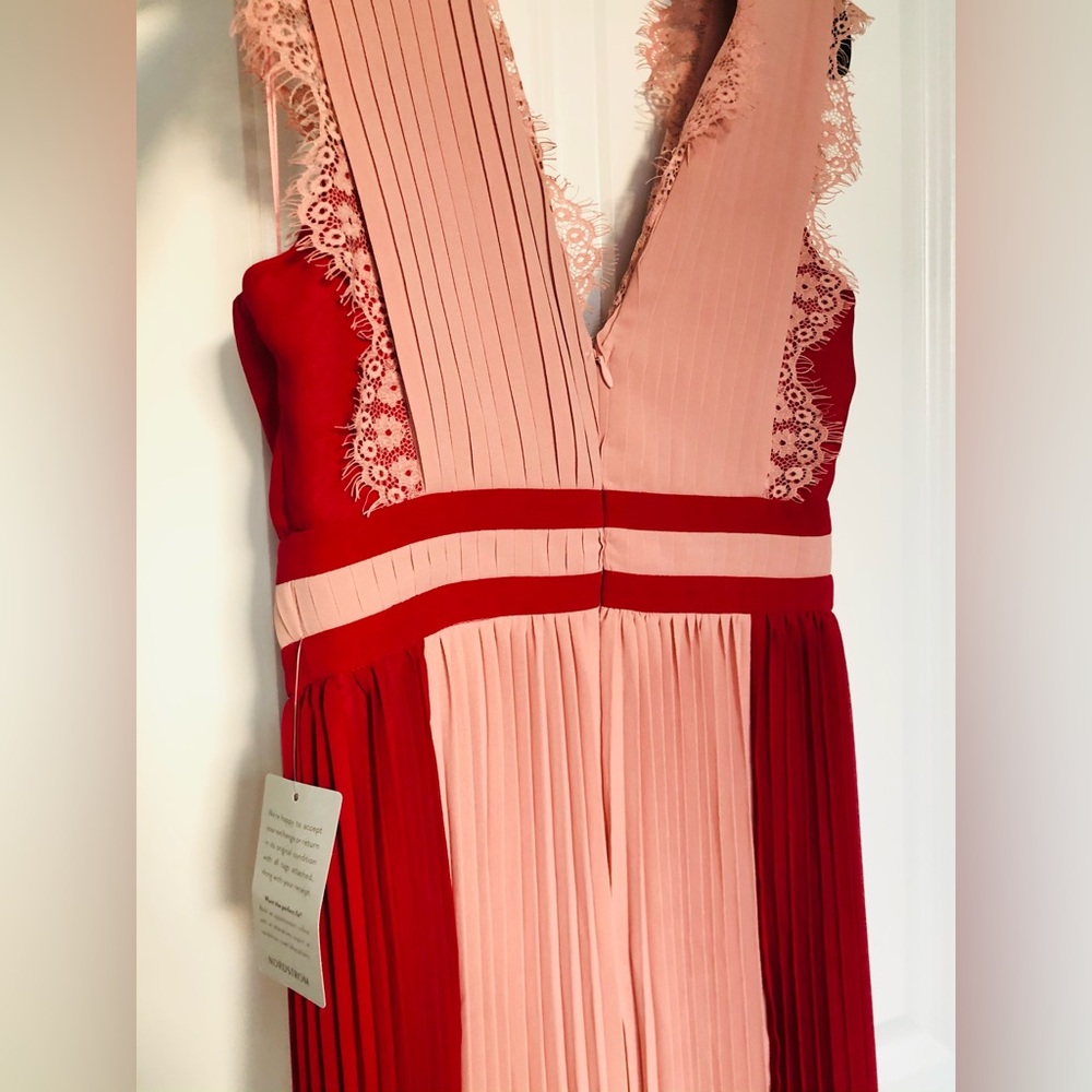 Adelyn Rae Pleated Maxi Dress - Picture 4 of 9